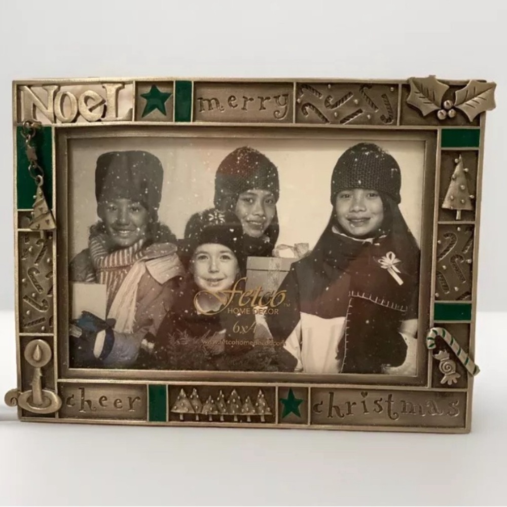 NEW Pewter Holiday Merry Christmas Holiday 6” x 4” Picture Frame Hanging Charm